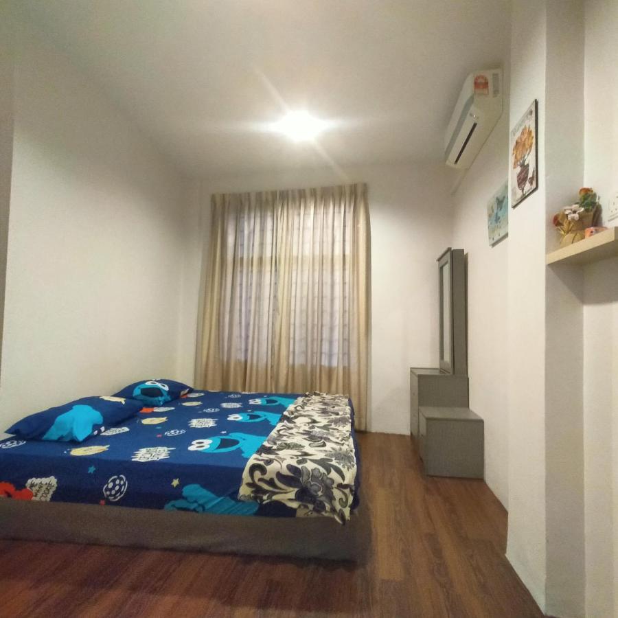 Joka-Joka Guesthouse Melaka Zewnętrze zdjęcie