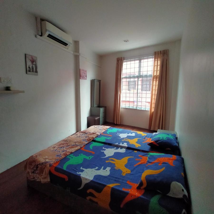 Joka-Joka Guesthouse Melaka Zewnętrze zdjęcie